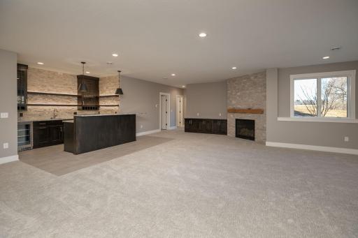 3681 Trophy Woods LN SW, Rochester, MN 55902