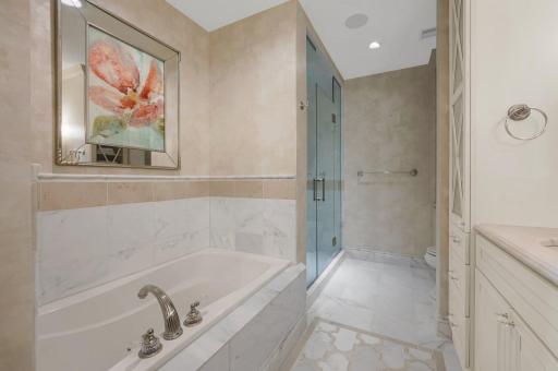 5000 France Avenue S, 37, Edina, MN 55410