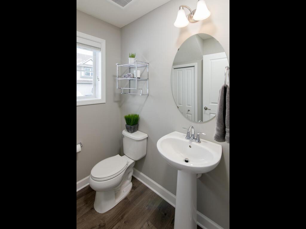 3330 Lakewood Trl Woodbury MN 55129 USA-012-002-Half Bath-MLS_Size.jpg