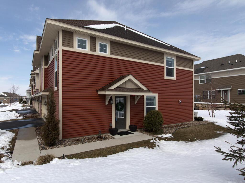 3330 Lakewood Trl Woodbury MN 55129 USA-001-004-Front-MLS_Size.jpg