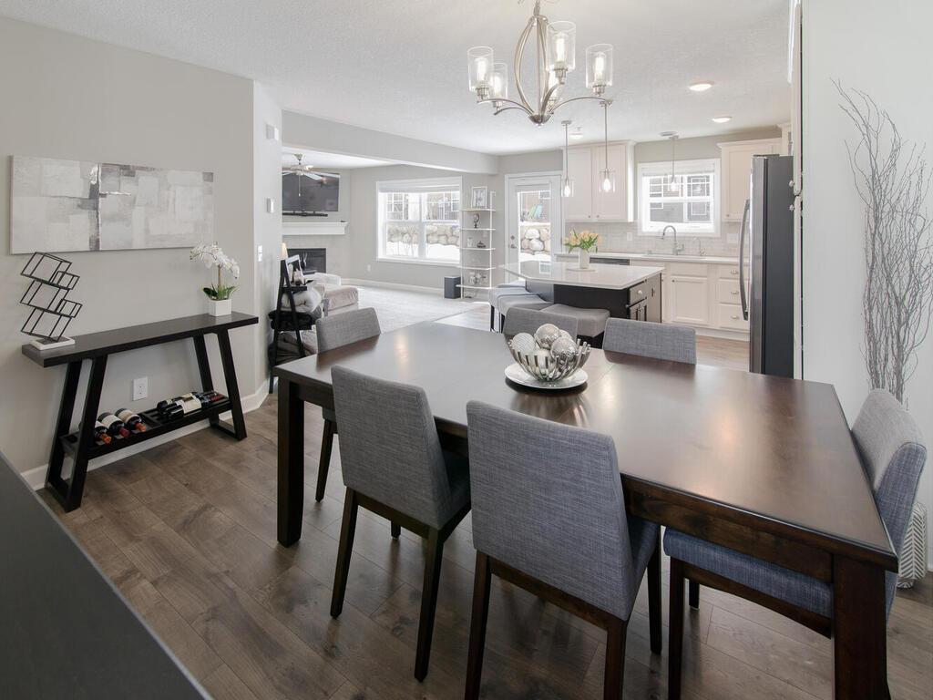 3330 Lakewood Trl Woodbury MN 55129 USA-011-016-Dining-MLS_Size.jpg