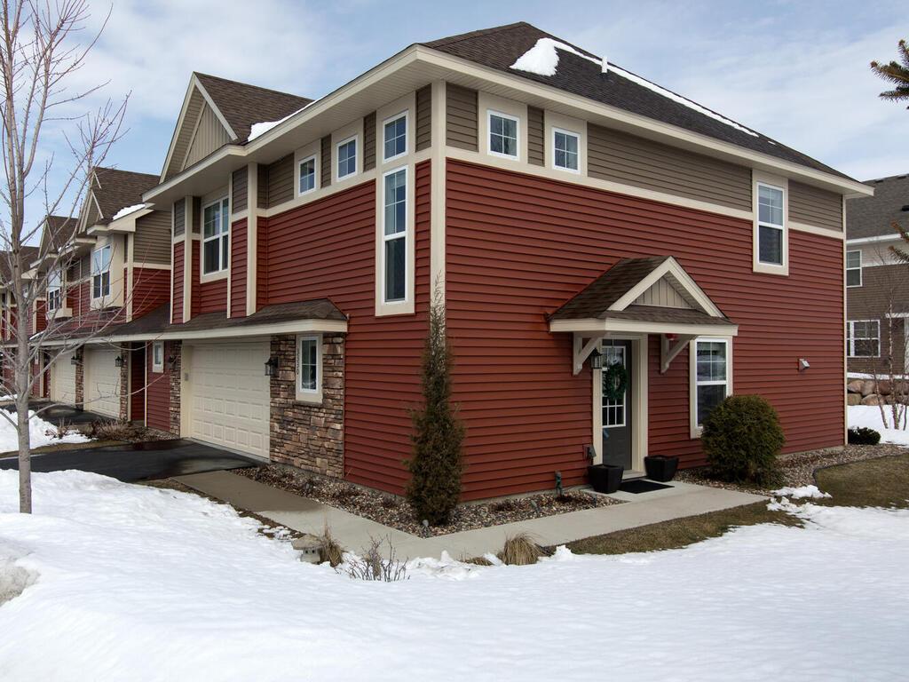 3330 Lakewood Trl Woodbury MN 55129 USA-002-005-Exterior-MLS_Size.jpg