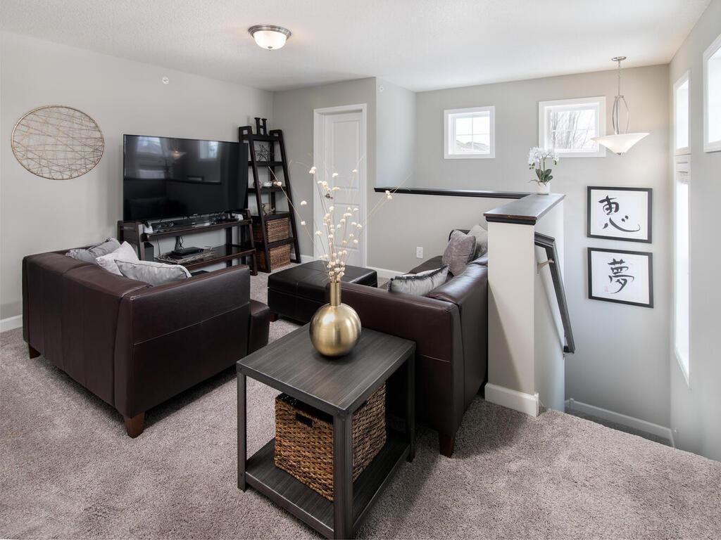 3330 Lakewood Trl Woodbury MN 55129 USA-013-017-Loft-MLS_Size.jpg
