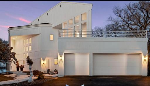 75 Fairhope Avenue, Excelsior, MN 55331