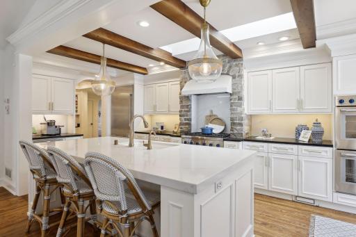 4619 Edina Boulevard, Edina, MN 55424