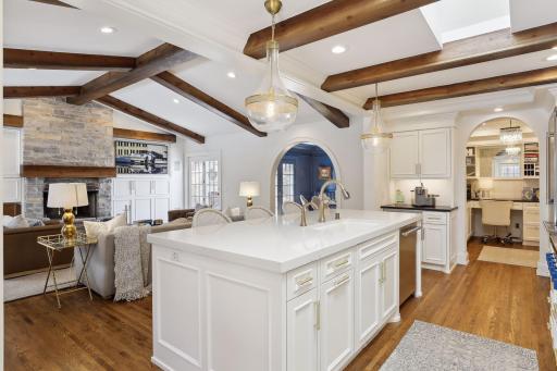 4619 Edina Boulevard, Edina, MN 55424