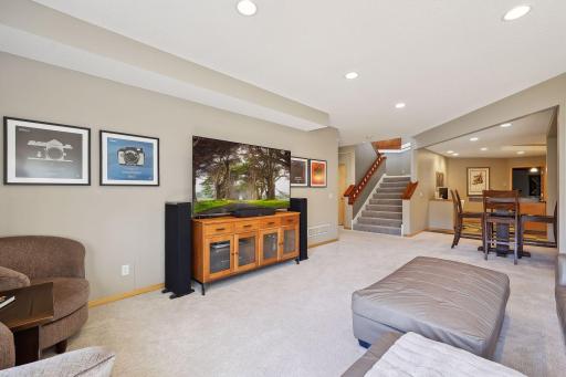 12200 Orchard Hill, Eden Prairie, MN 55344