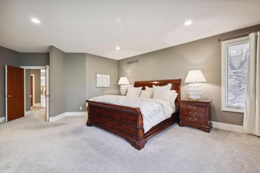 12200 Orchard Hill, Eden Prairie, MN 55344