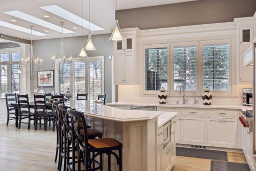 12200 Orchard Hill, Eden Prairie, MN 55344