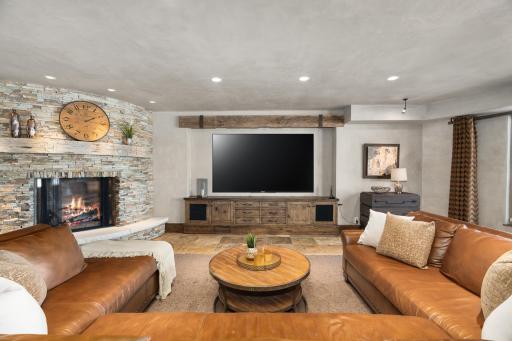 8971 Avila Cove, Eden Prairie, MN 55347