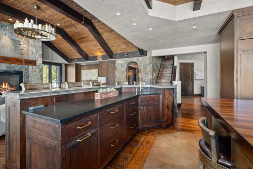 8971 Avila Cove, Eden Prairie, MN 55347