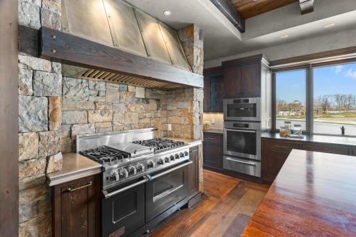 8971 Avila Cove, Eden Prairie, MN 55347