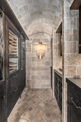 8971 Avila Cove, Eden Prairie, MN 55347