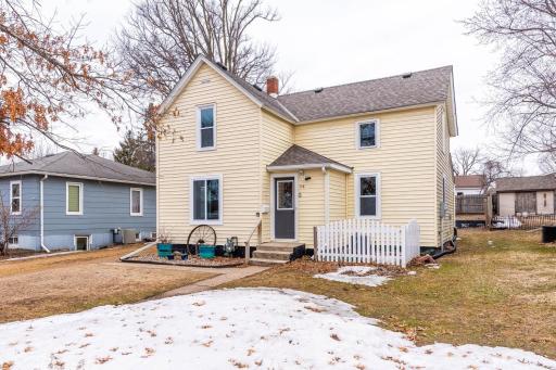716 N 5th Street, Saint Peter, MN 56082