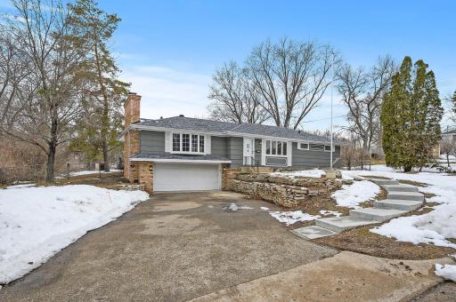 11308 Kell Rd is ready for you to hang your heart.....and call it Your HOME! New roof 2017 and New Front Walkway 2020.