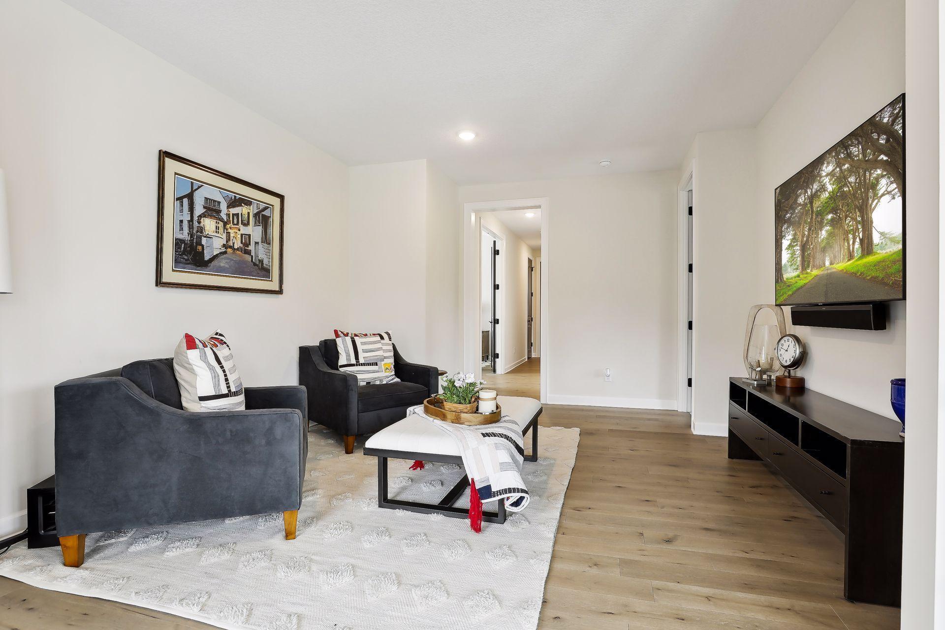 Upper level TV lounge