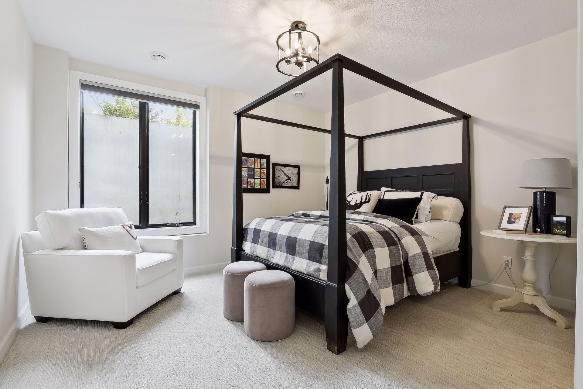 Bedroom #4 with private bath