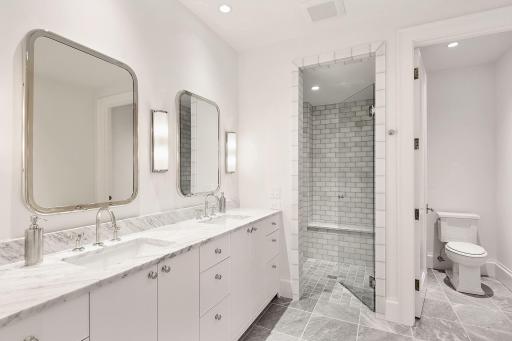3041 Holmes Avenue S, 301, Minneapolis, MN 55408