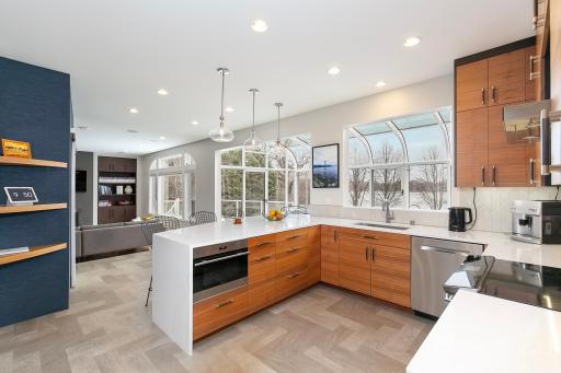 17562 Belfast Cove, Eden Prairie, MN 55347