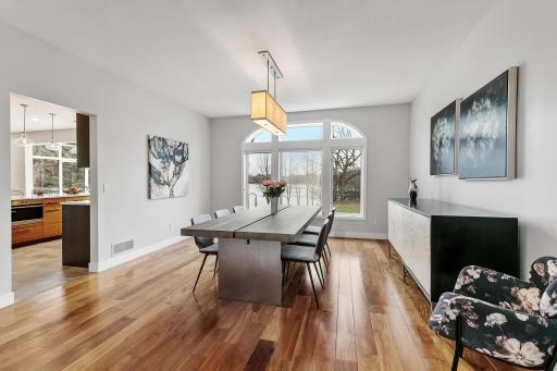 17562 Belfast Cove, Eden Prairie, MN 55347