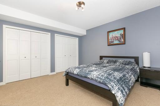 17562 Belfast Cove, Eden Prairie, MN 55347