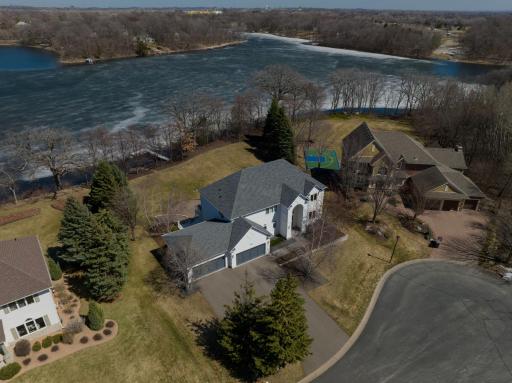17562 Belfast Cove, Eden Prairie, MN 55347