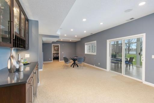 17562 Belfast Cove, Eden Prairie, MN 55347