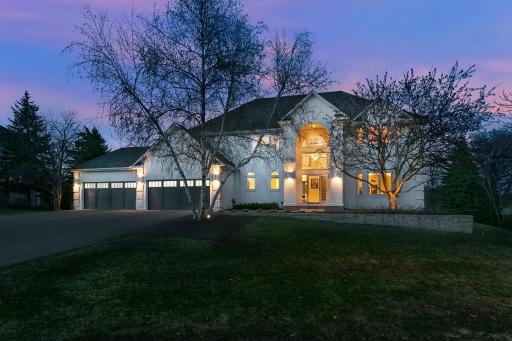 17562 Belfast Cove, Eden Prairie, MN 55347