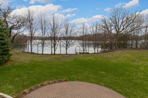 17562 Belfast Cove, Eden Prairie, MN 55347
