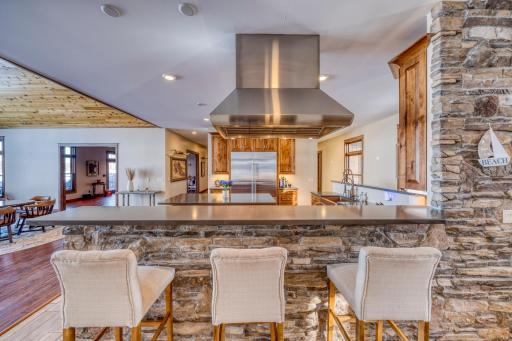 20122 Crystal Springs Loop, Grand Rapids, MN 55744