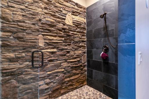 20122 Crystal Springs Loop, Grand Rapids, MN 55744