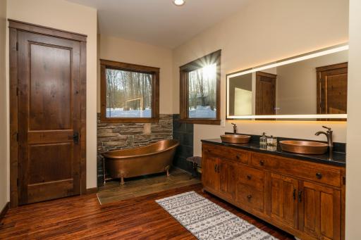 20122 Crystal Springs Loop, Grand Rapids, MN 55744