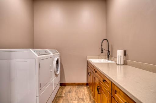 20122 Crystal Springs Loop, Grand Rapids, MN 55744