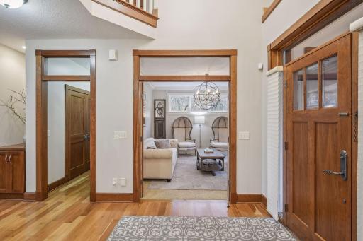15420 Highwood Drive, Minnetonka, MN 55345