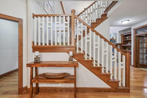 15420 Highwood Drive, Minnetonka, MN 55345