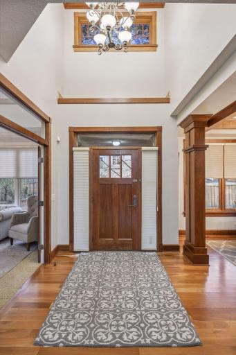 15420 Highwood Drive, Minnetonka, MN 55345