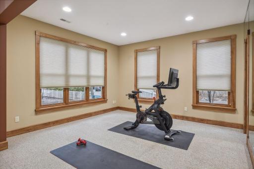 15420 Highwood Drive, Minnetonka, MN 55345