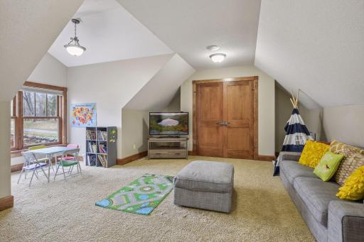 Large Entertainment/Toy Room on 2nd Floor