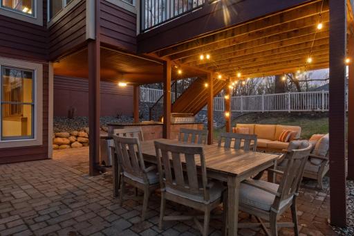 Plenty of room on patio for a Dining table