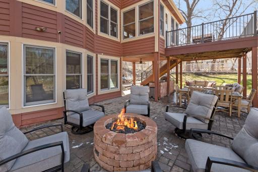15420 Highwood Drive, Minnetonka, MN 55345