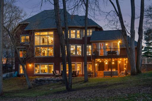 15420 Highwood Drive, Minnetonka, MN 55345
