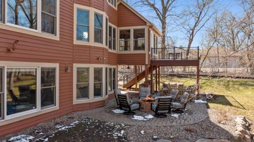 15420 Highwood Drive, Minnetonka, MN 55345