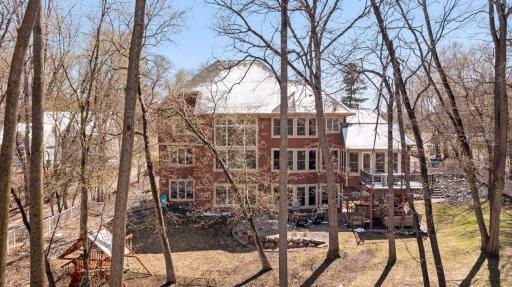 15420 Highwood Drive, Minnetonka, MN 55345