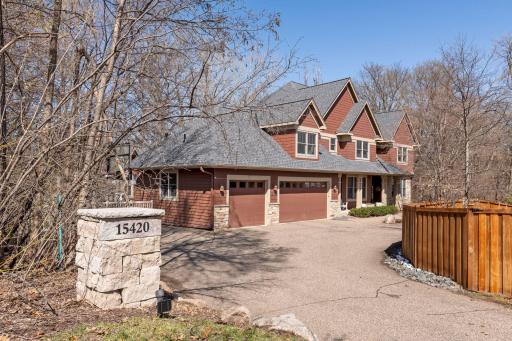 15420 Highwood Drive, Minnetonka, MN 55345
