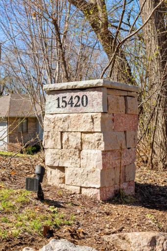 15420 Highwood Drive, Minnetonka, MN 55345