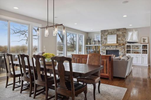 1455 W Medicine Lake Drive, Plymouth, MN 55441