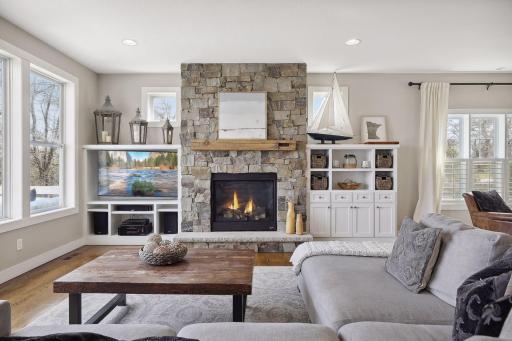 1455 W Medicine Lake Drive, Plymouth, MN 55441