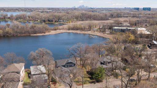 1455 W Medicine Lake Drive, Plymouth, MN 55441