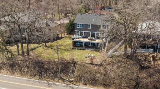 1455 W Medicine Lake Drive, Plymouth, MN 55441