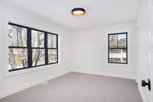 1524 Lincoln Avenue, Saint Paul, MN 55105